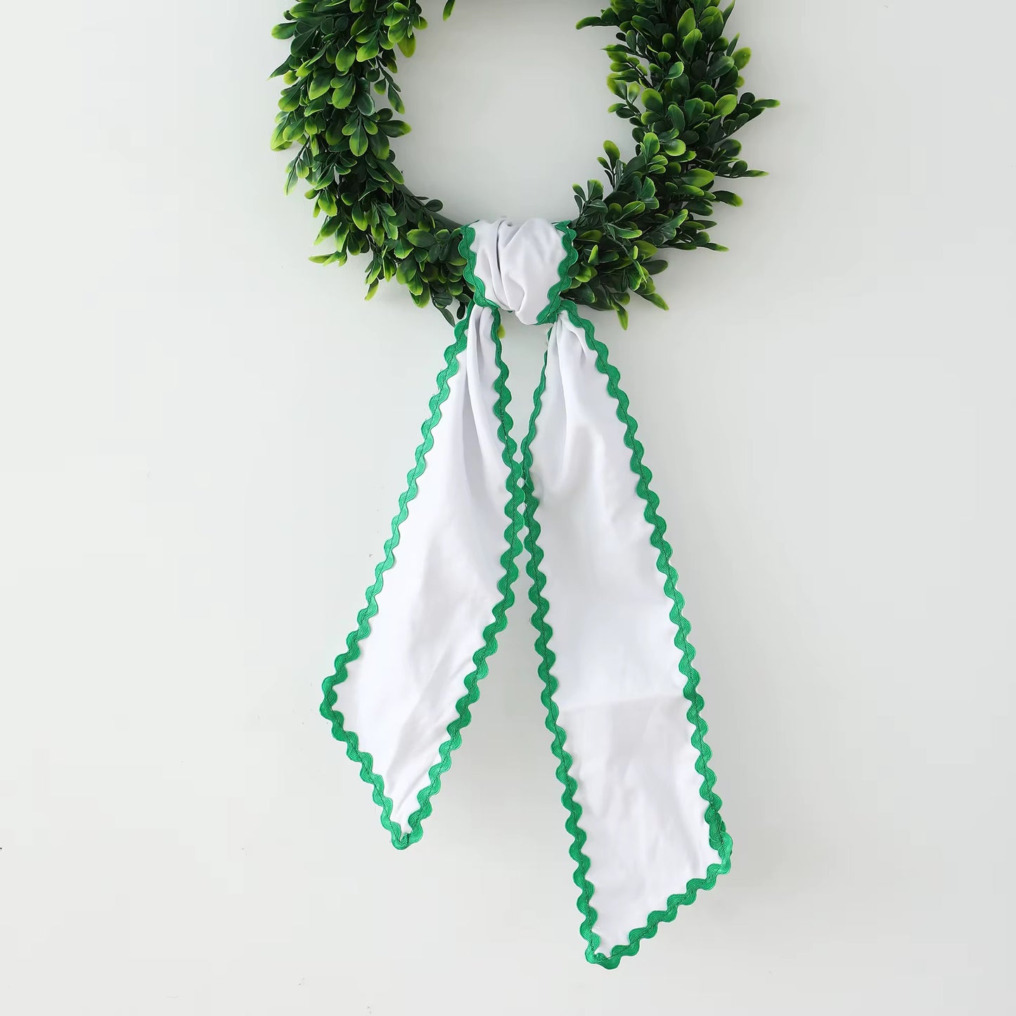 Wreath Sash with Ric Rac Trim